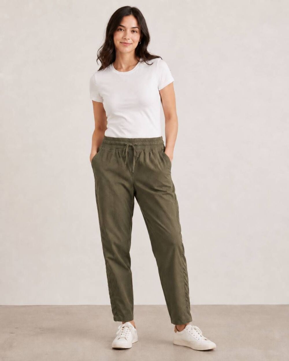 Eddie Bauer Women’s Medium Olive Pull-On Pants Cinch Hem Stretch 34x26